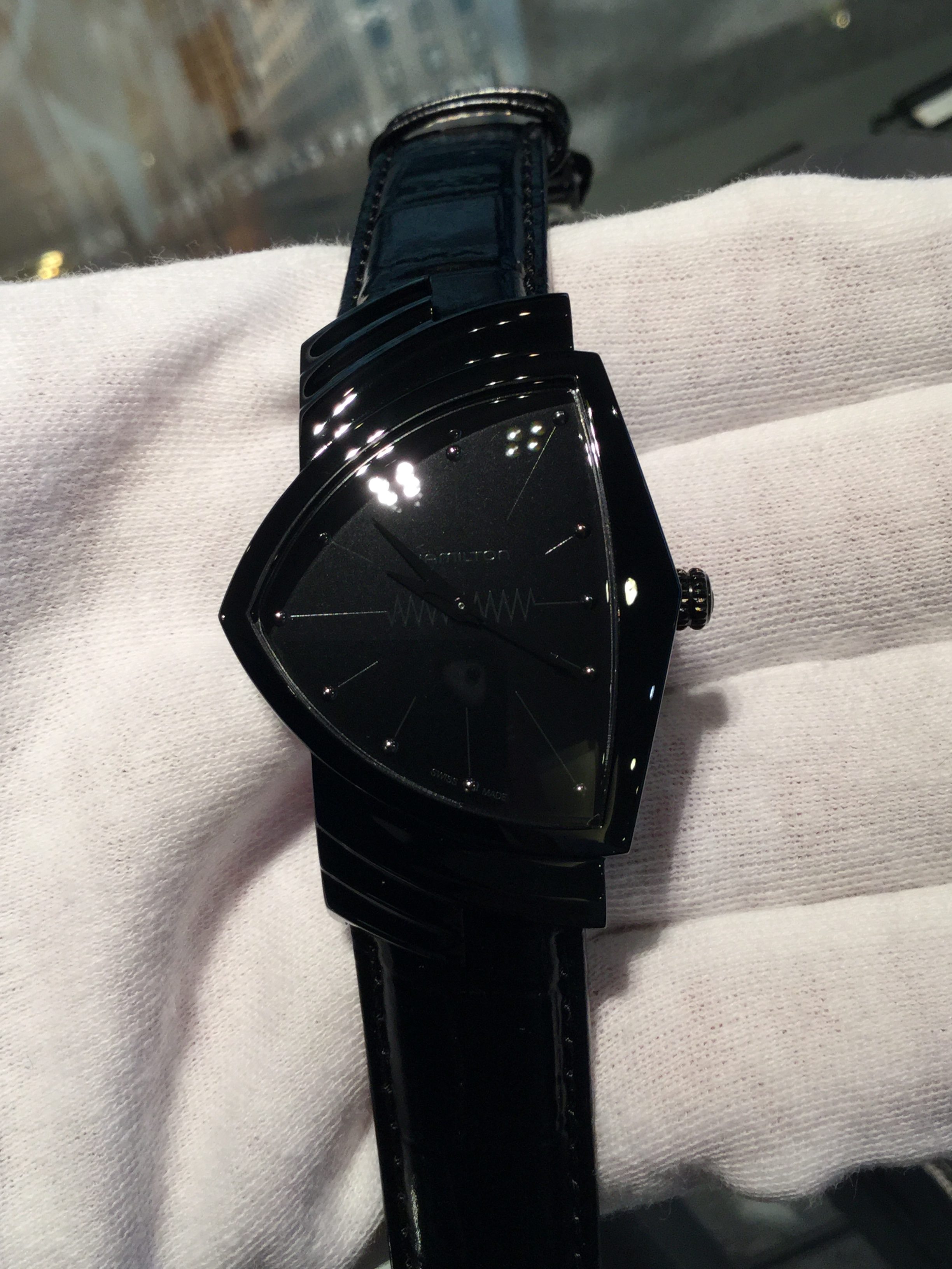 Hamilton ベンチュラ QUARTZ オールブラック - 腕時計(アナログ)